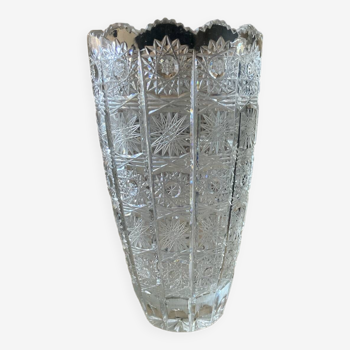 Vase en verre cristal ciselé