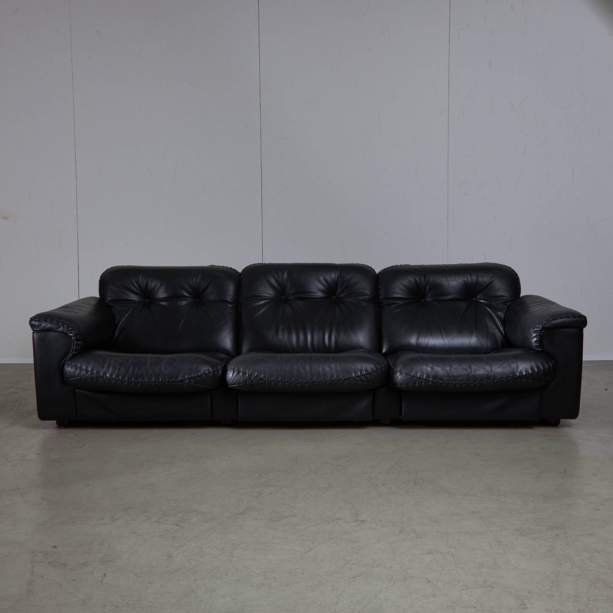 DS101 Three Seater Sofa 1970s