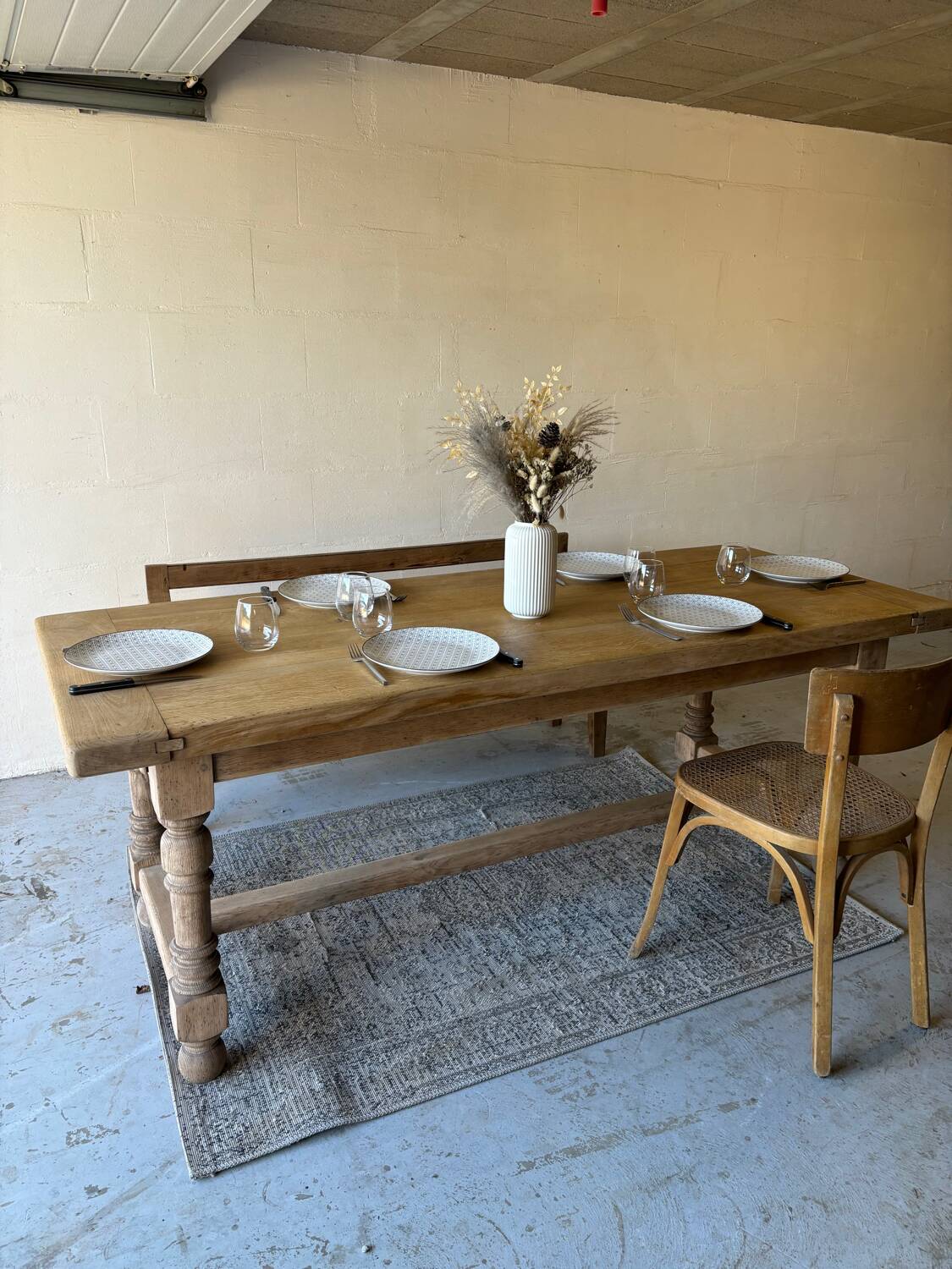 Farm table