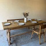 Farm table