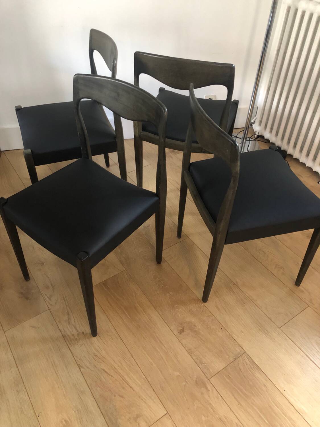 Série 4 chaises vintages style scandinave