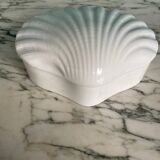 Heinrich white porcelain shell box