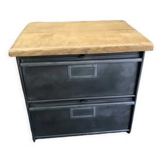 Industrial furniture with Ronéo shoe flaps