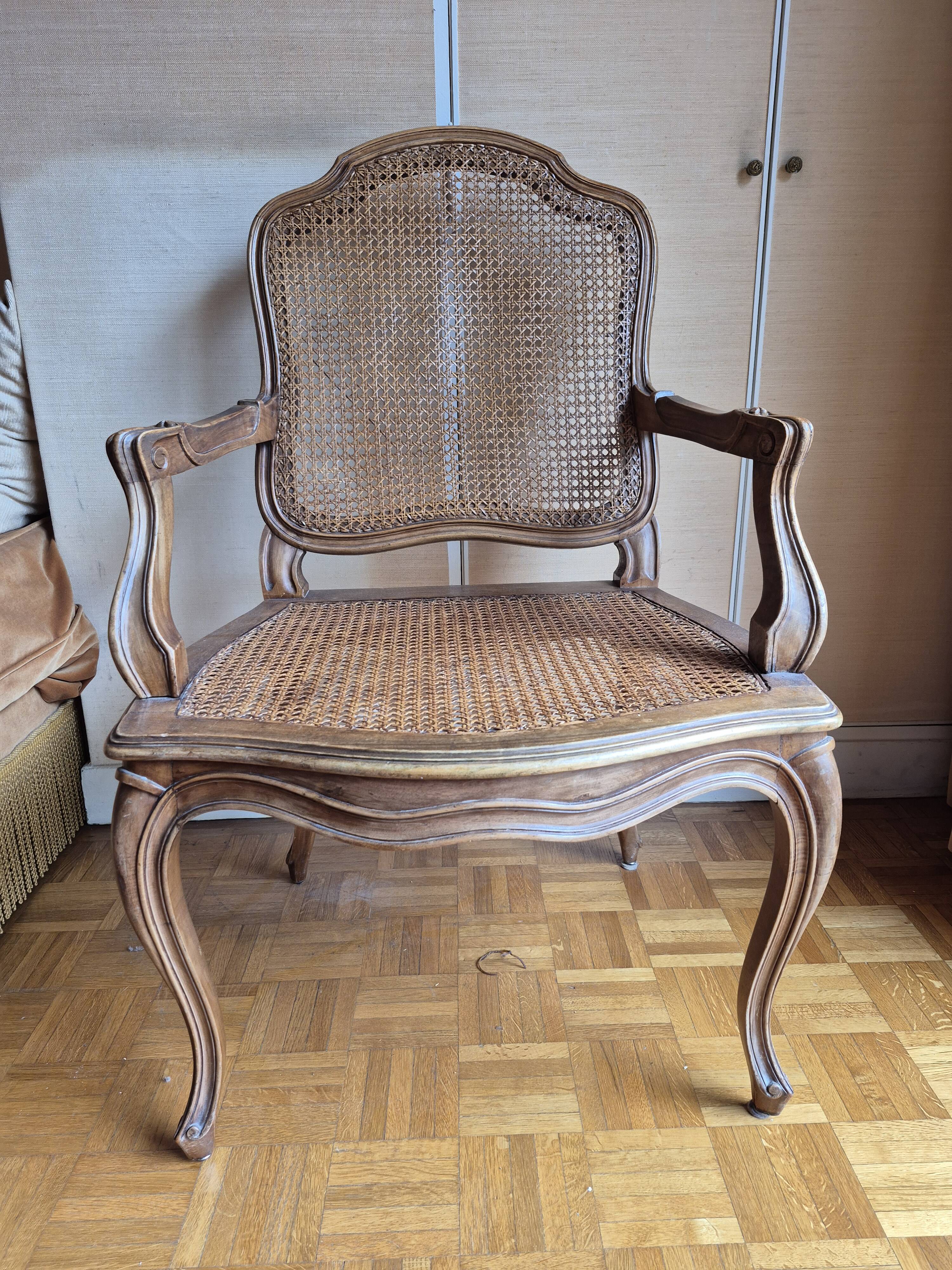 Louis XV style fluted cabriolet armchair