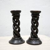 Paire de bougeoirs anciens en bois tourné