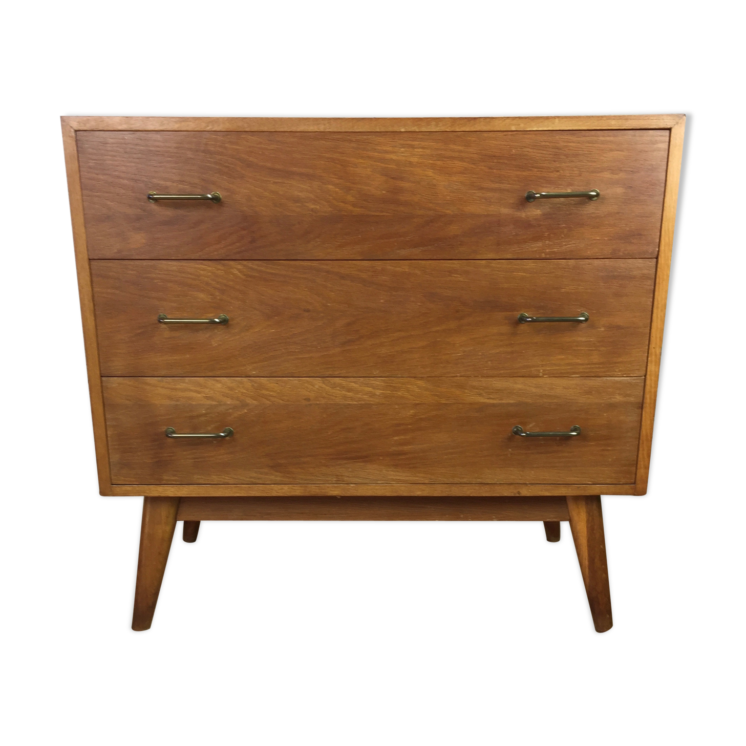 Dresser 1950