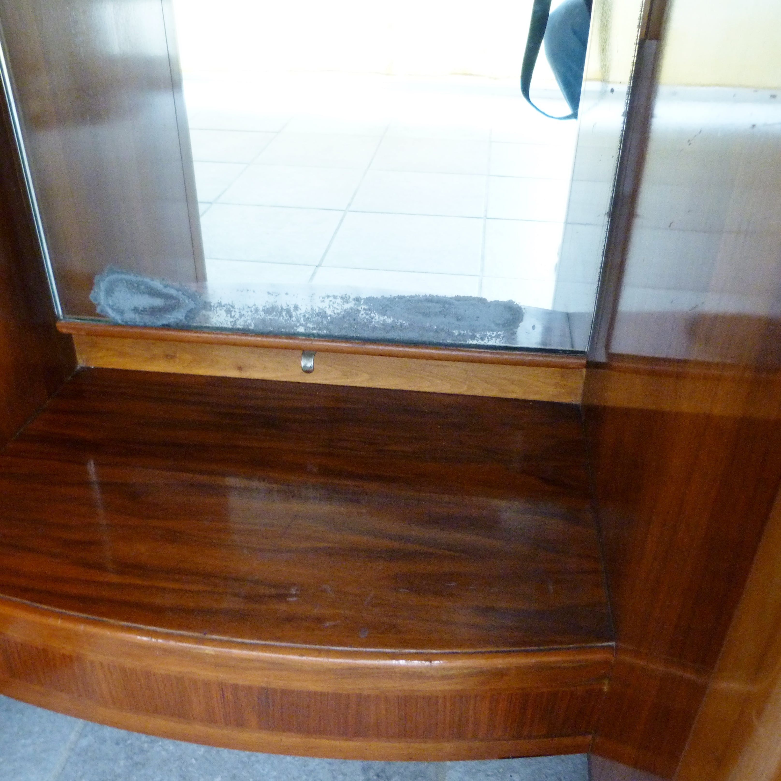 Art Deco hairdresser