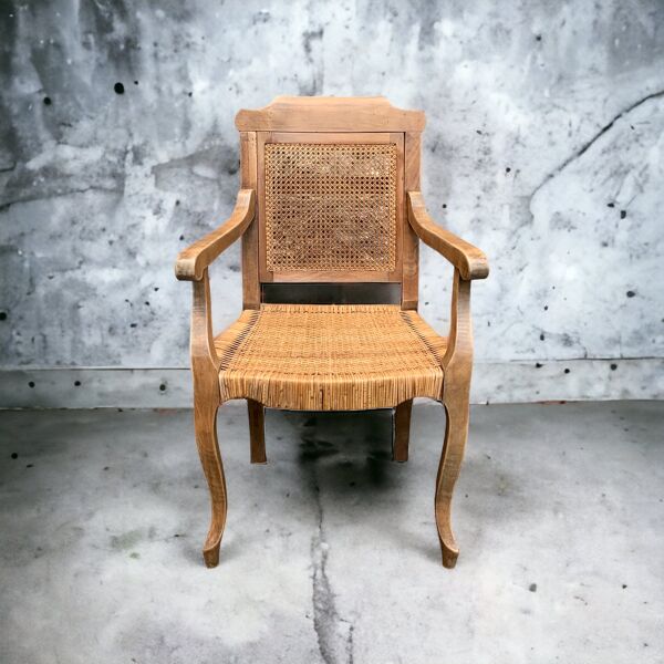 Fauteuil de barbier en bois cannage et paille 1900