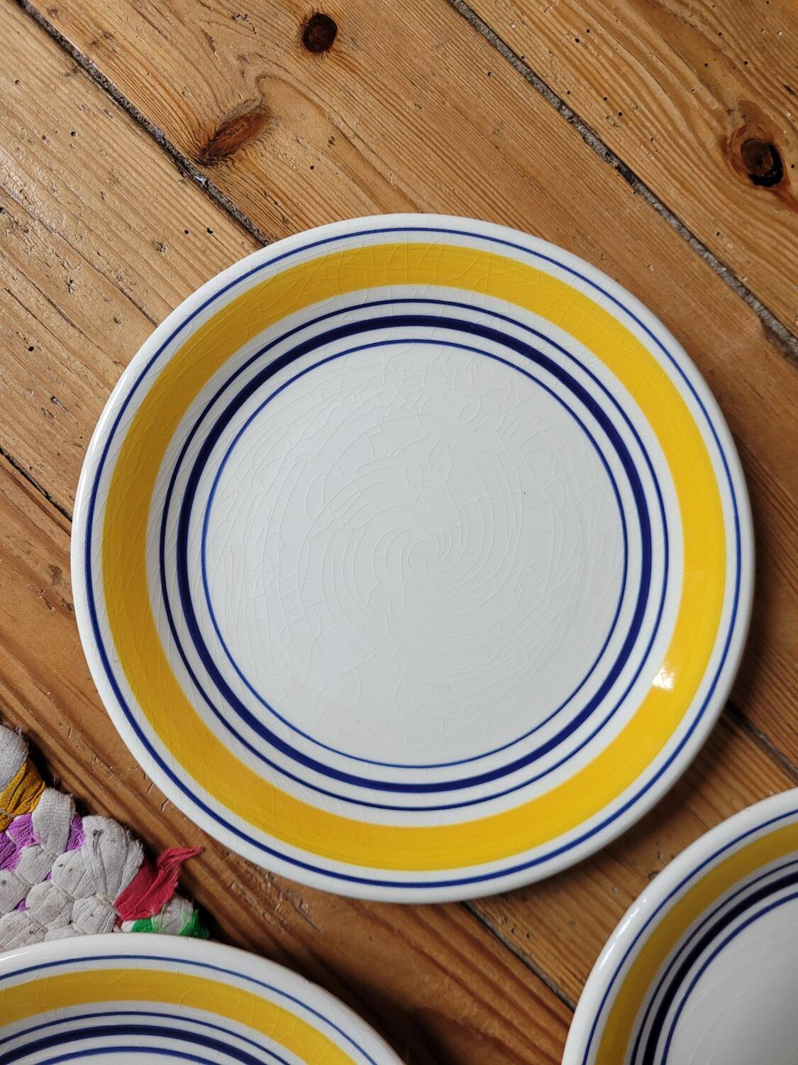 Lot de 4 assiettes à dessert céramique