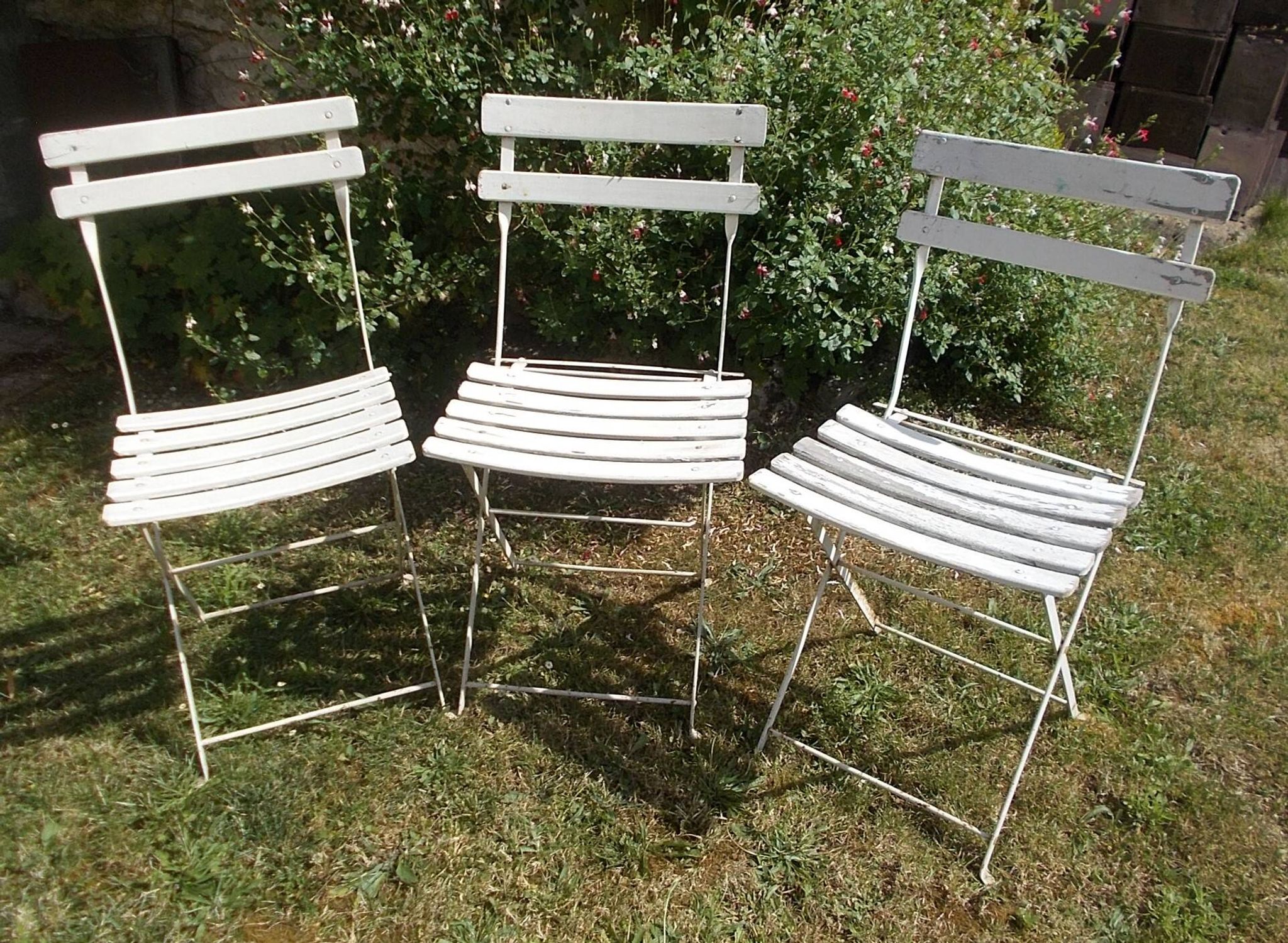 Set of 3 folding garden chairs