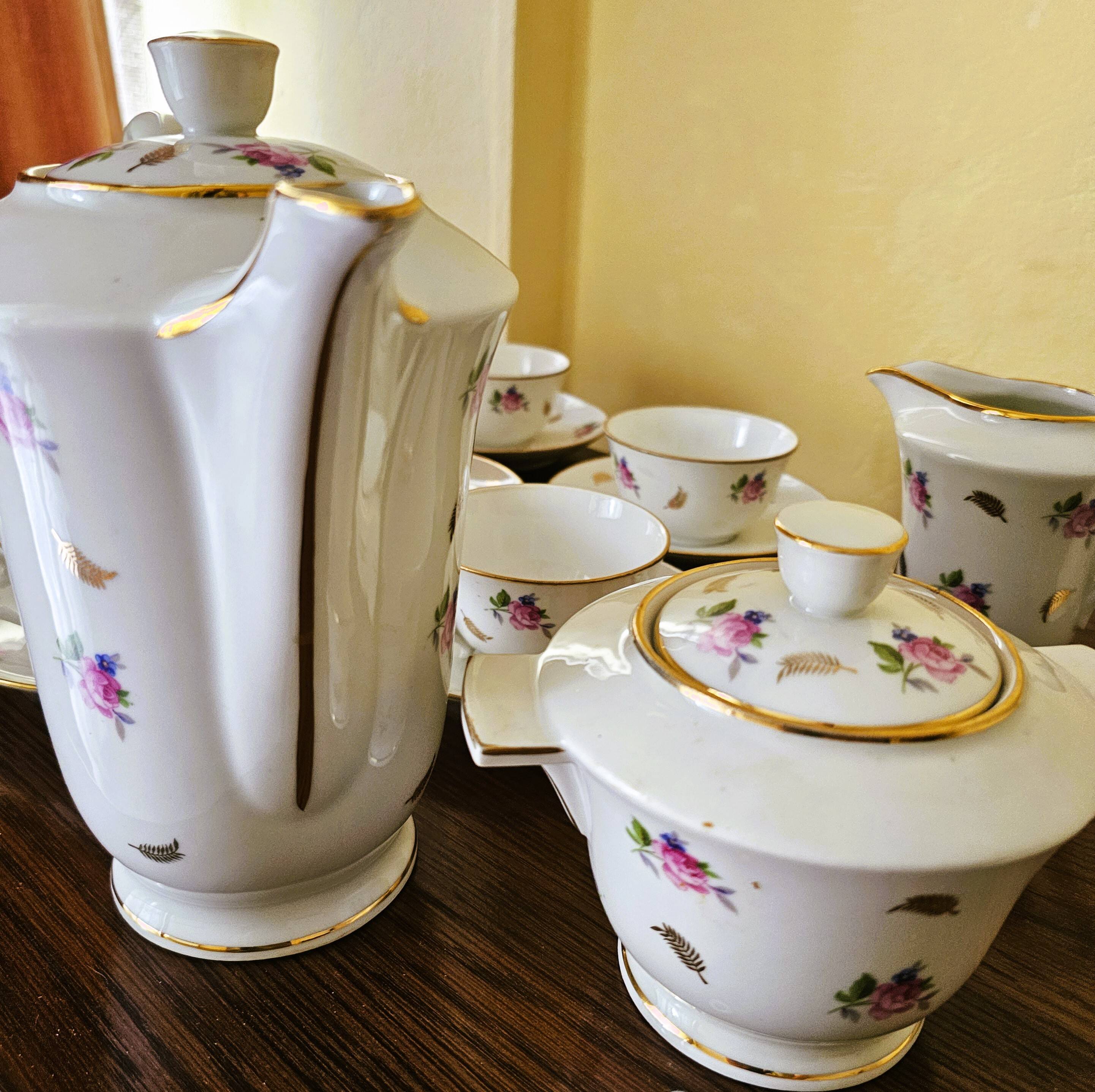 Tea or coffee service