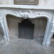 Cheminnée en marbre de Carrara XIXème