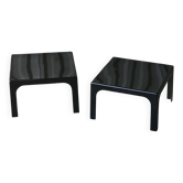Paire de tables basses en fibre de verre, circa 1970
