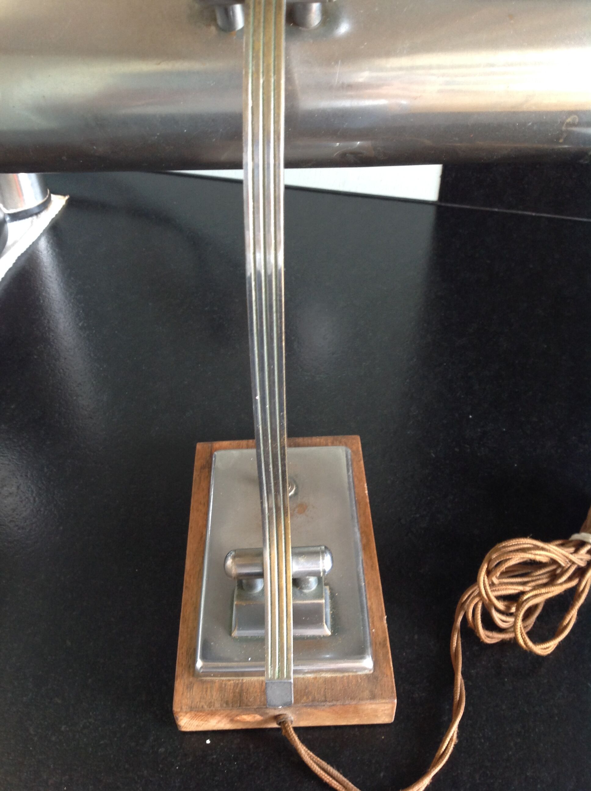Lampe de bureau orientable en métal vers 1930