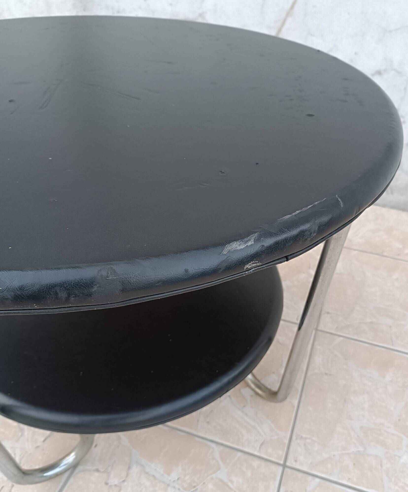 Table basse métal chrome et skaï 1950s