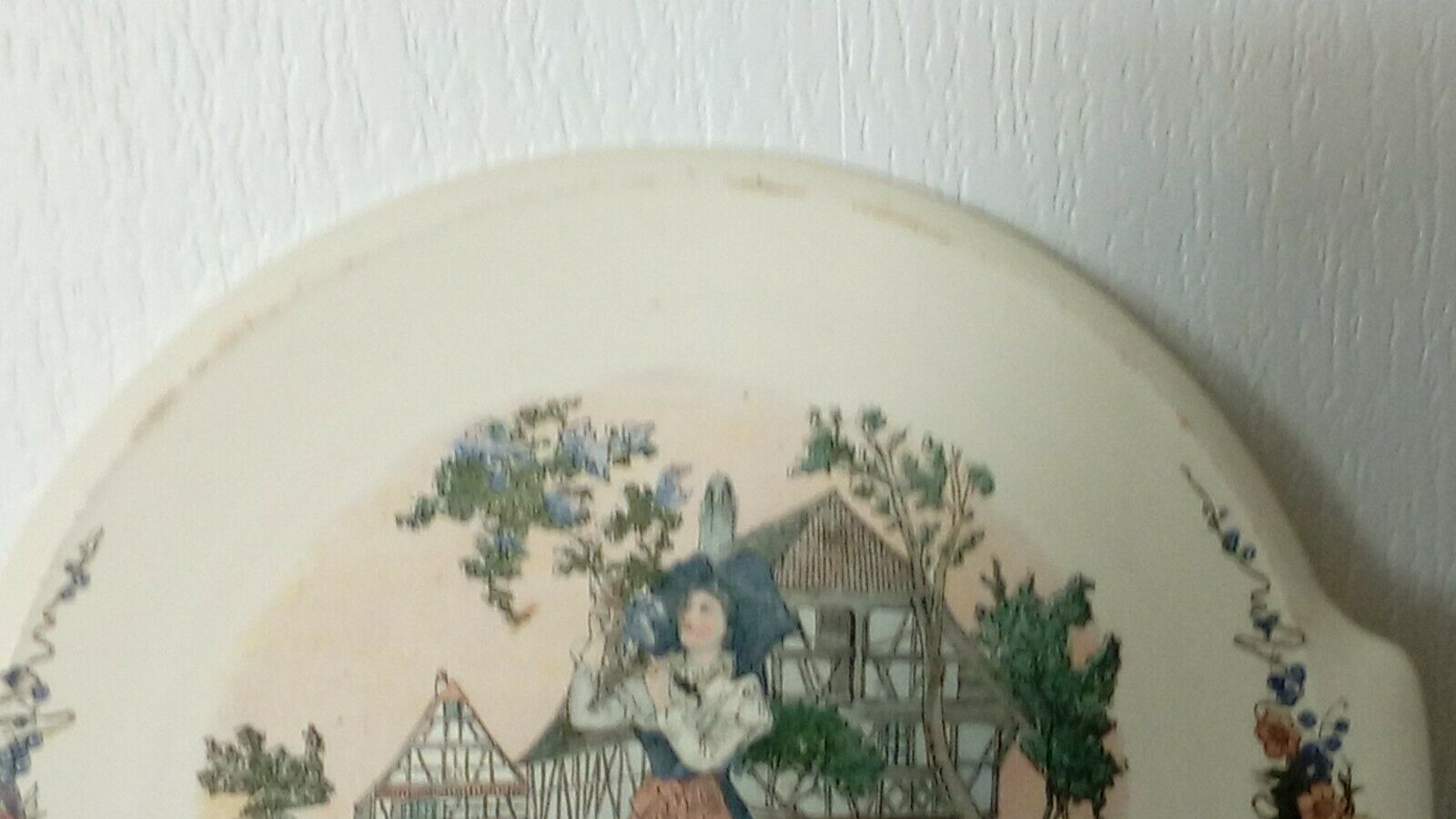 Pie dish in faience of sarreguemines model obernai