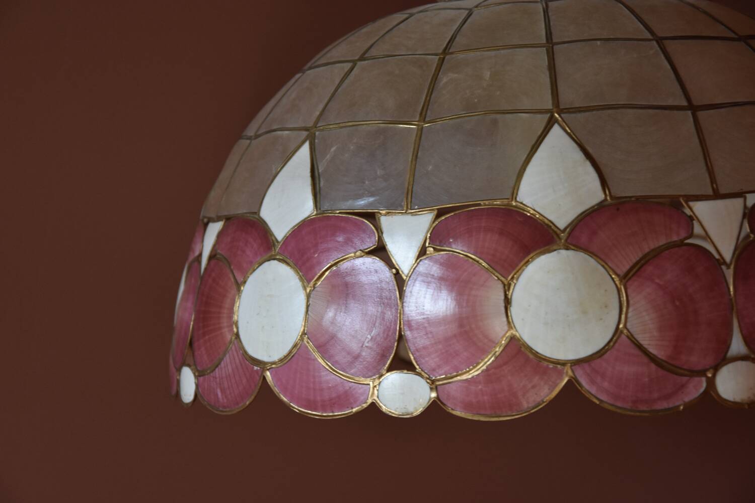 Mother-of-pearl pendant