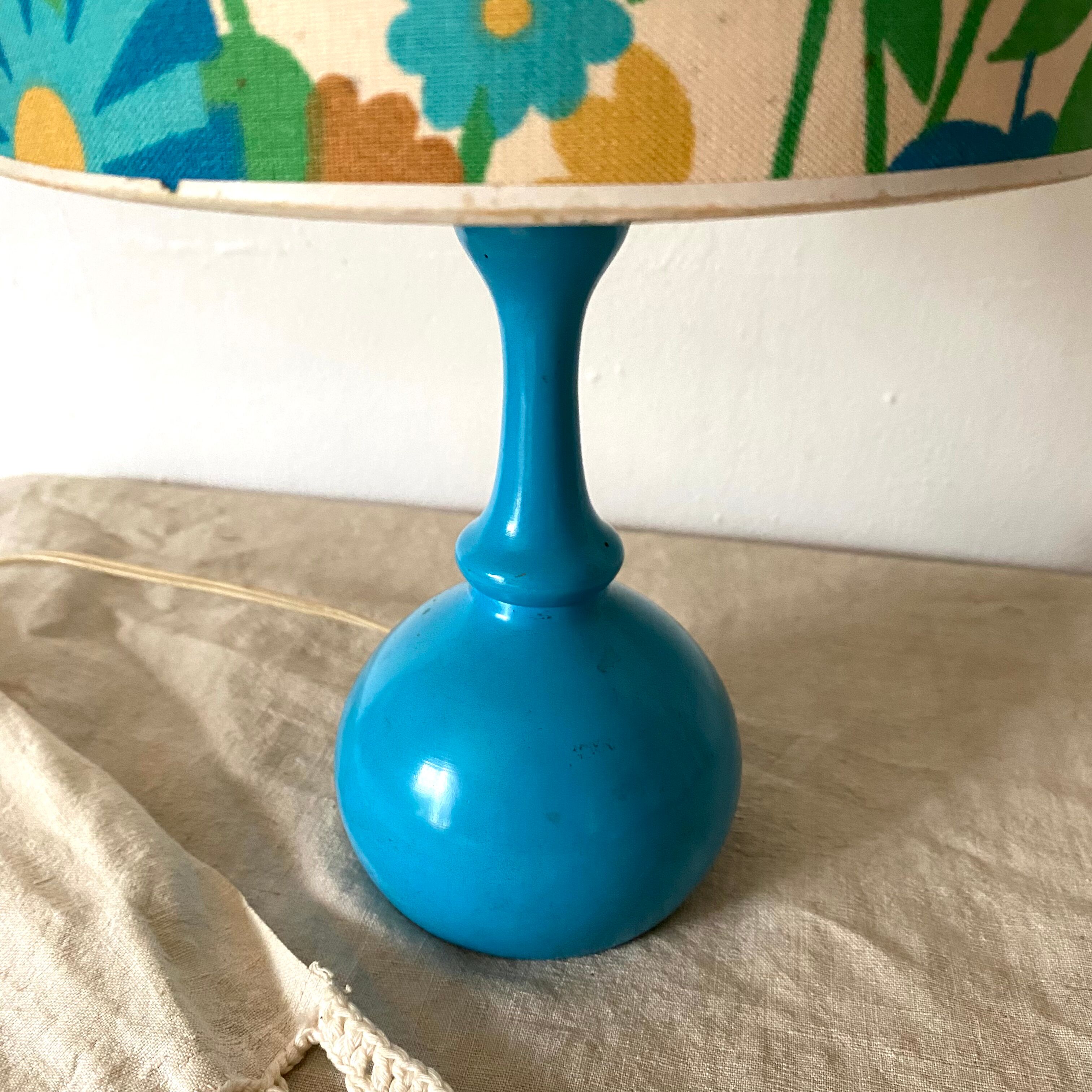 Vintage lamp flowers 70s