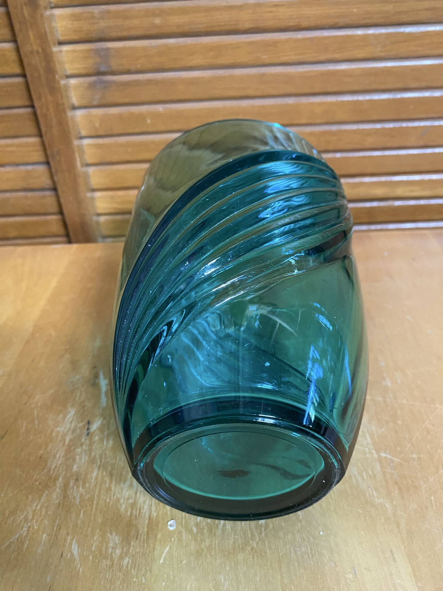 Vintage LUMINARC Green Moulded Glass Vase Made in France #E361