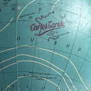 Globe terrestre vintage 1977