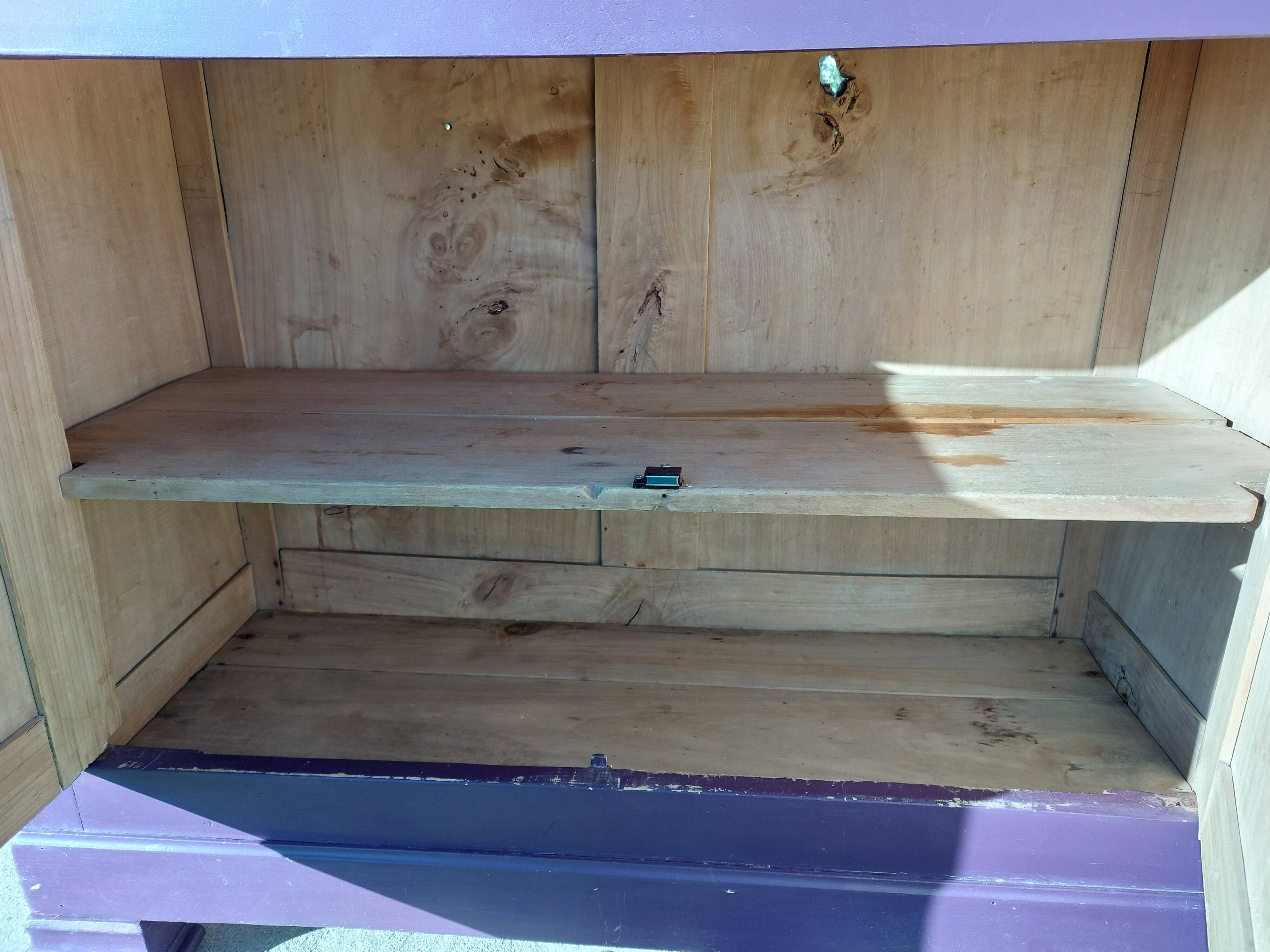 Purple Parisian buffet