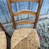8 Chaises  anciennes vendéennes paillées en cerisier massif.