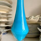 Vase, soliflore en opaline bleue et blanche