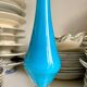 Vase, soliflore en opaline bleue et blanche