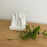 Vase pique flower with matte whitened pipe