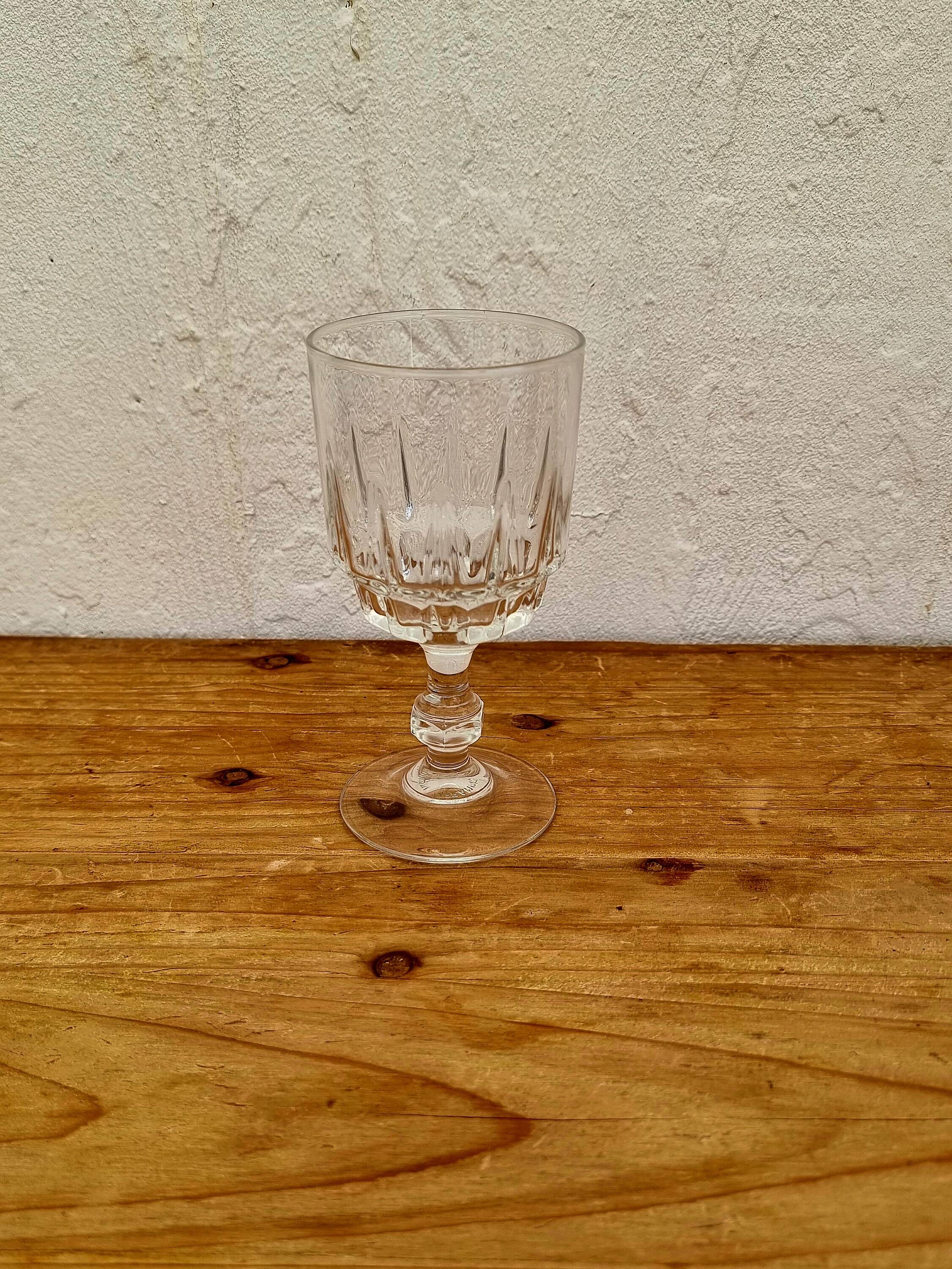 Lot de 4 verres à pied Luminarc modèle Lance