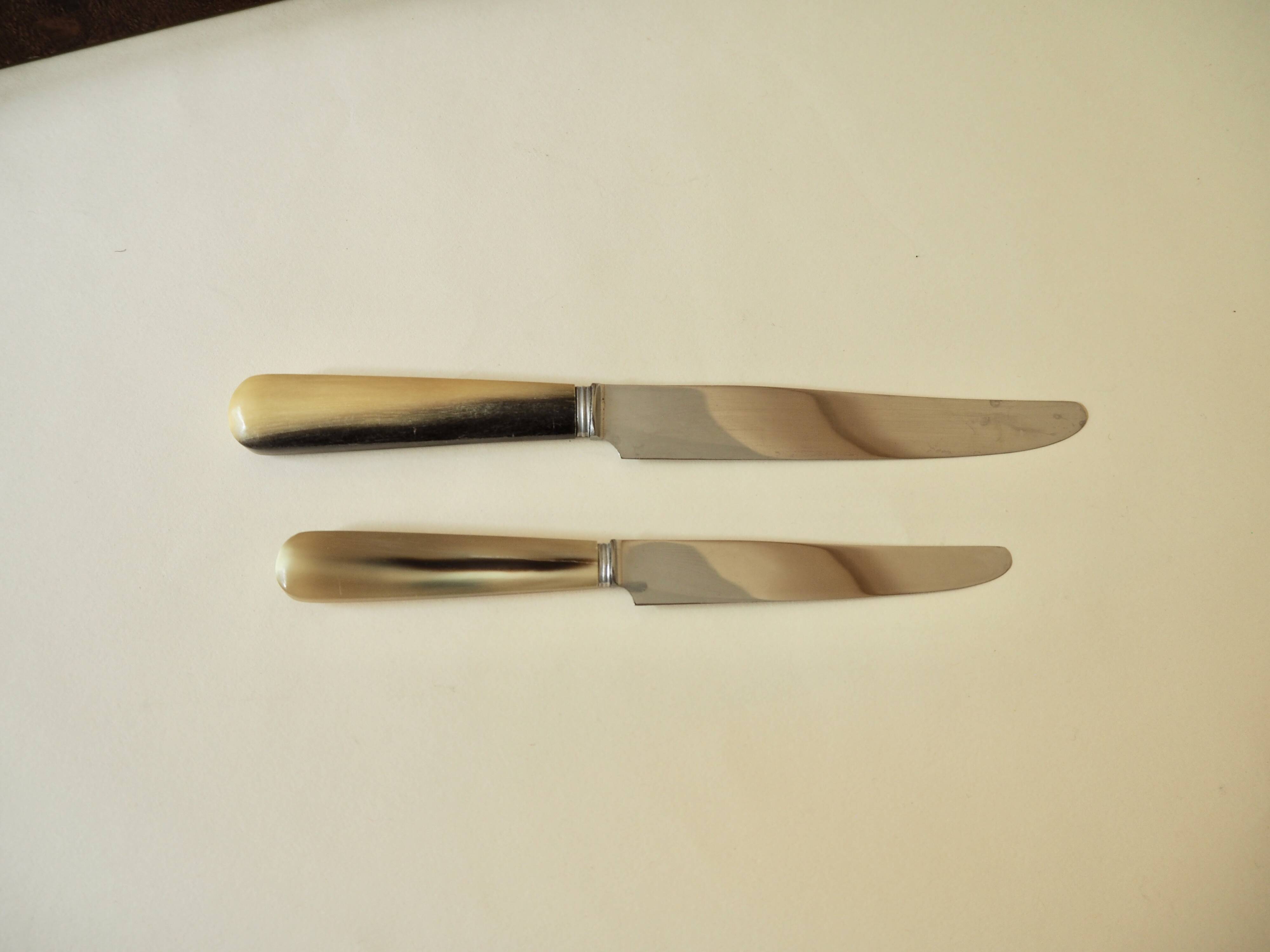 Table cutlery set in bone - 28 pieces