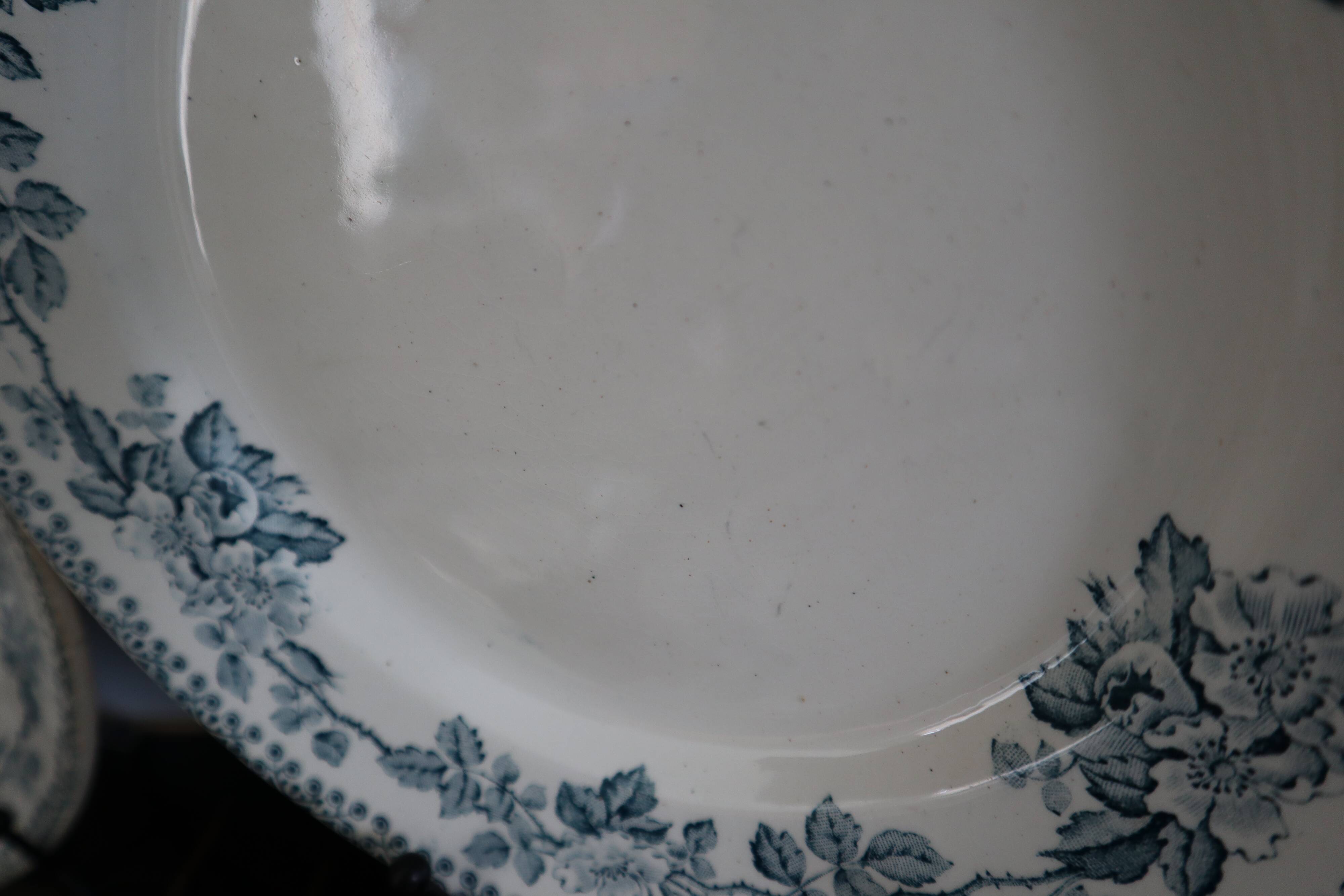 6 flat plates Terre de Fer model Guadeloupe Saint Amand