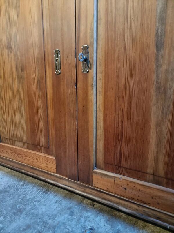 Buffet français vintage en pin / Comptoir de magasin, années 1930