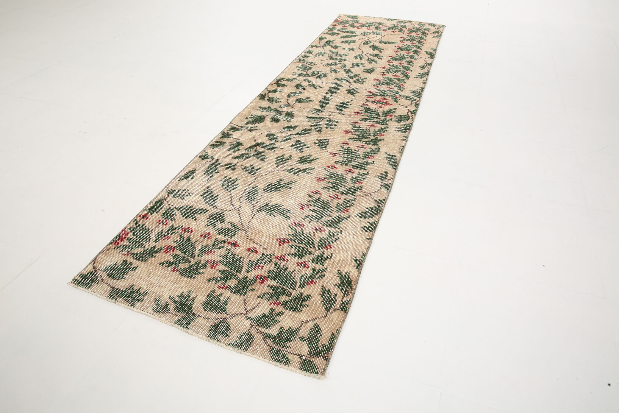 2x9 Vintage Floral Runner Rug, 77x271Cm
