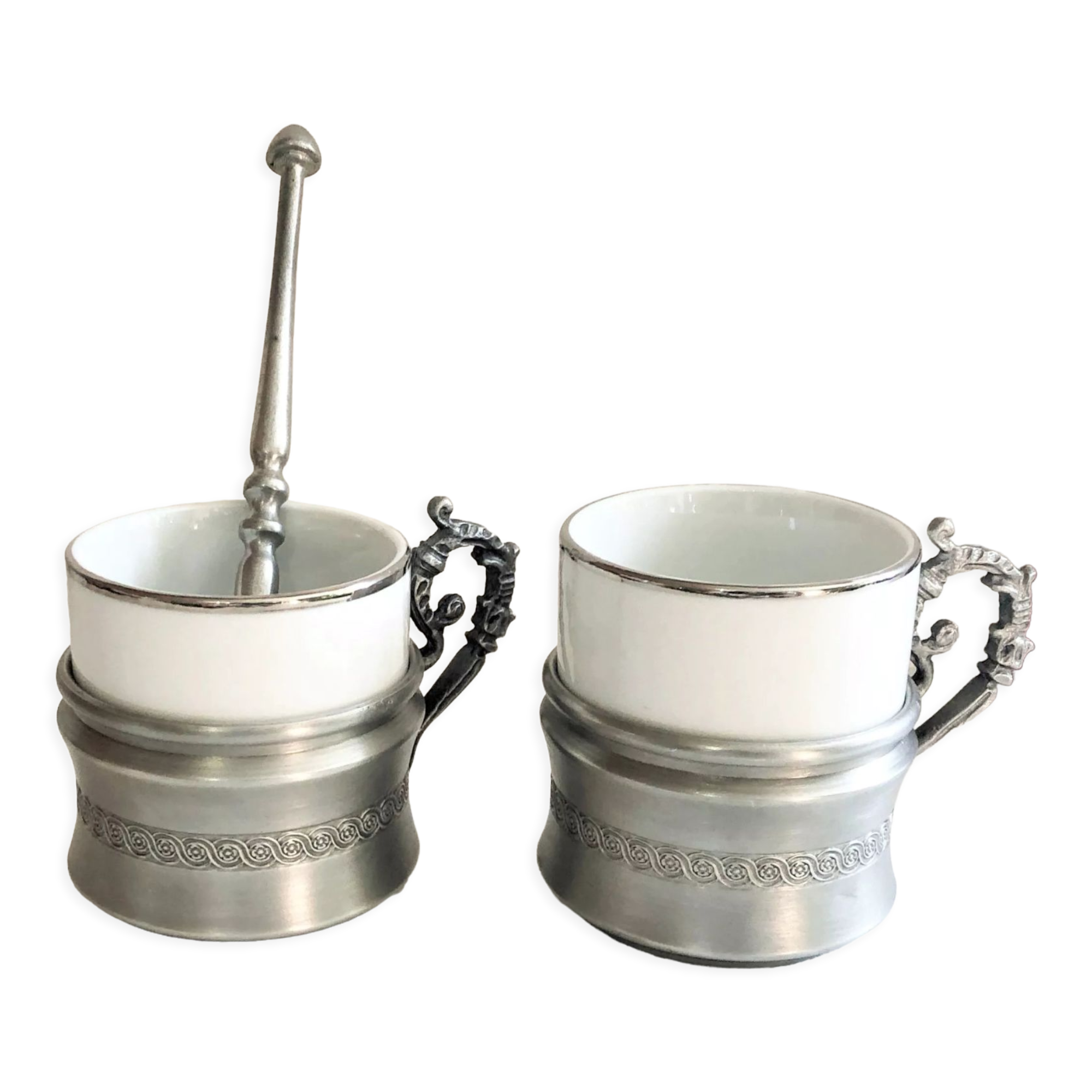 Set two porcelain cups with pewter support