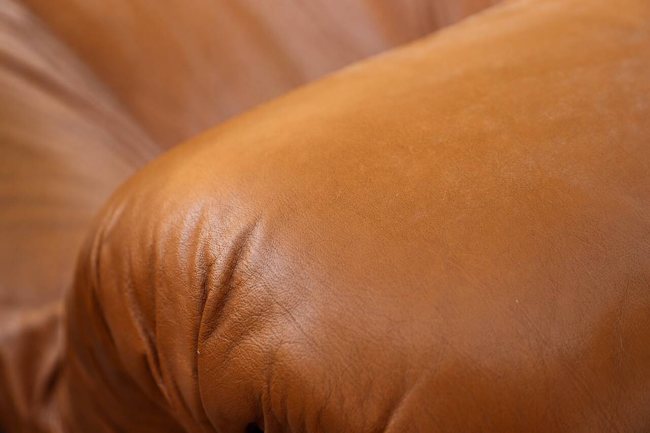 1970’s Vintage cognac leather lounge chairs ‘Giusy’ from Neoflex, Italy