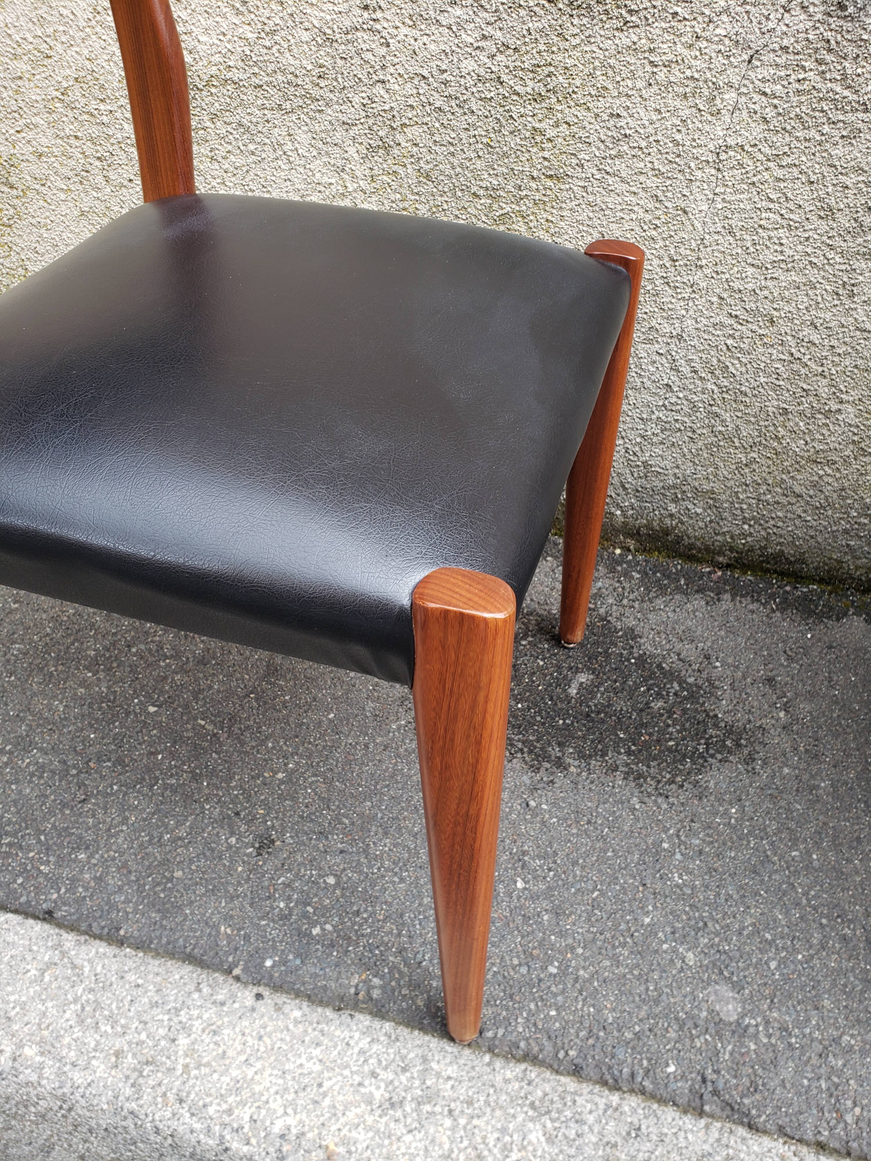 6 scandinavian black and beech chairs