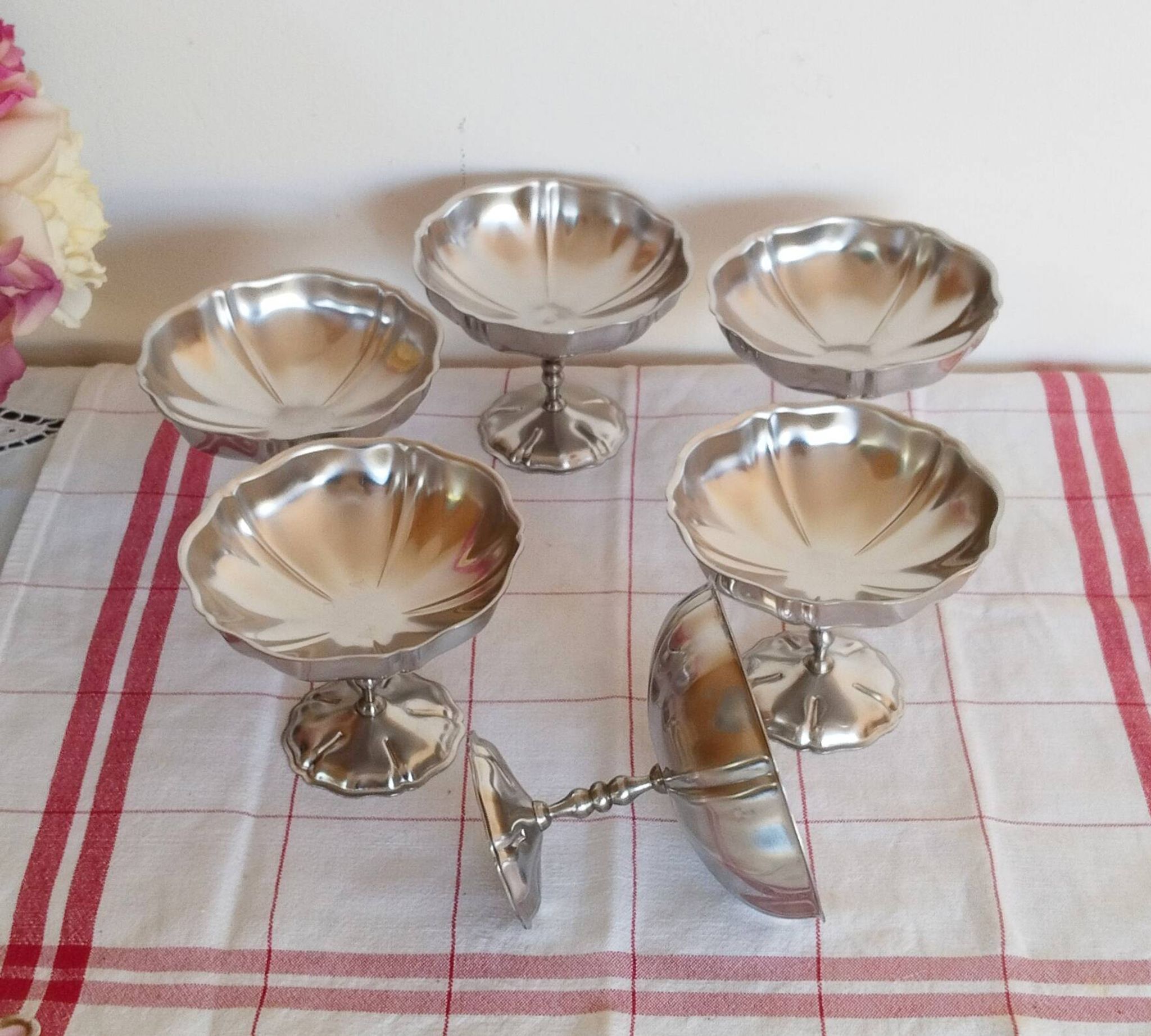 Lot de 6 grandes coupes à glace  , en inox 18/10 ( ref 17)