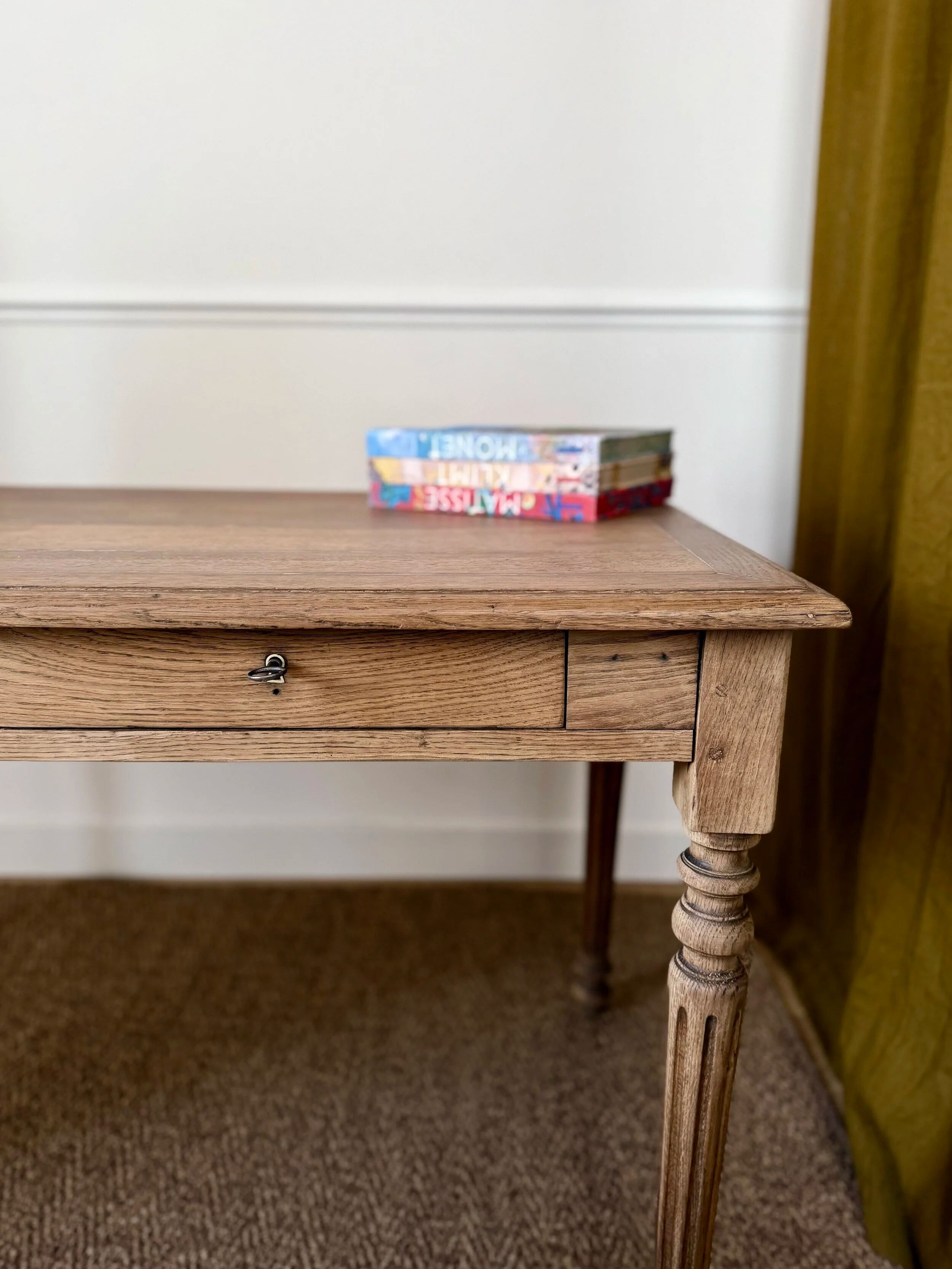 Bureau en chêne rénové