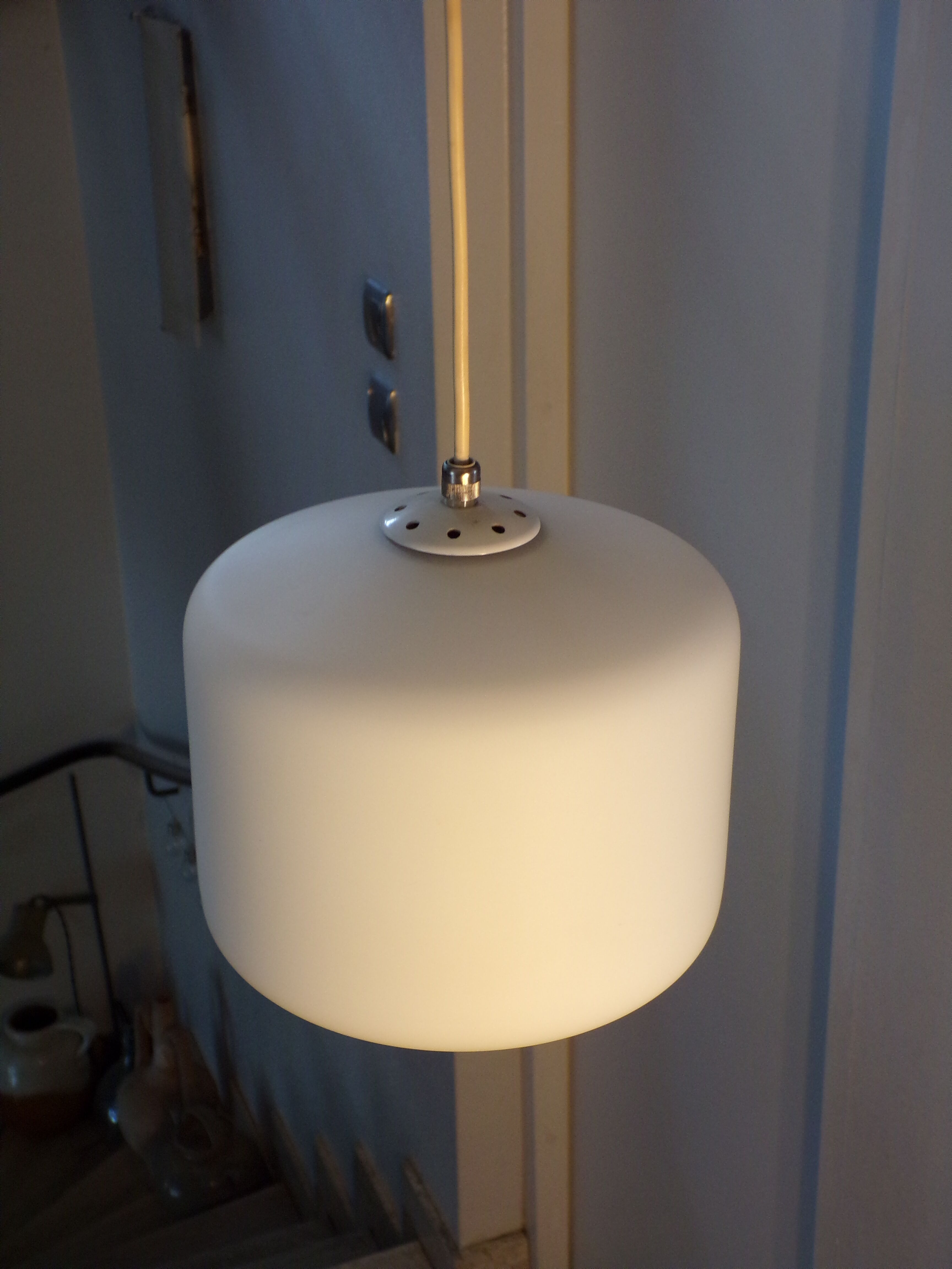 Frosted opaline suspension 1970