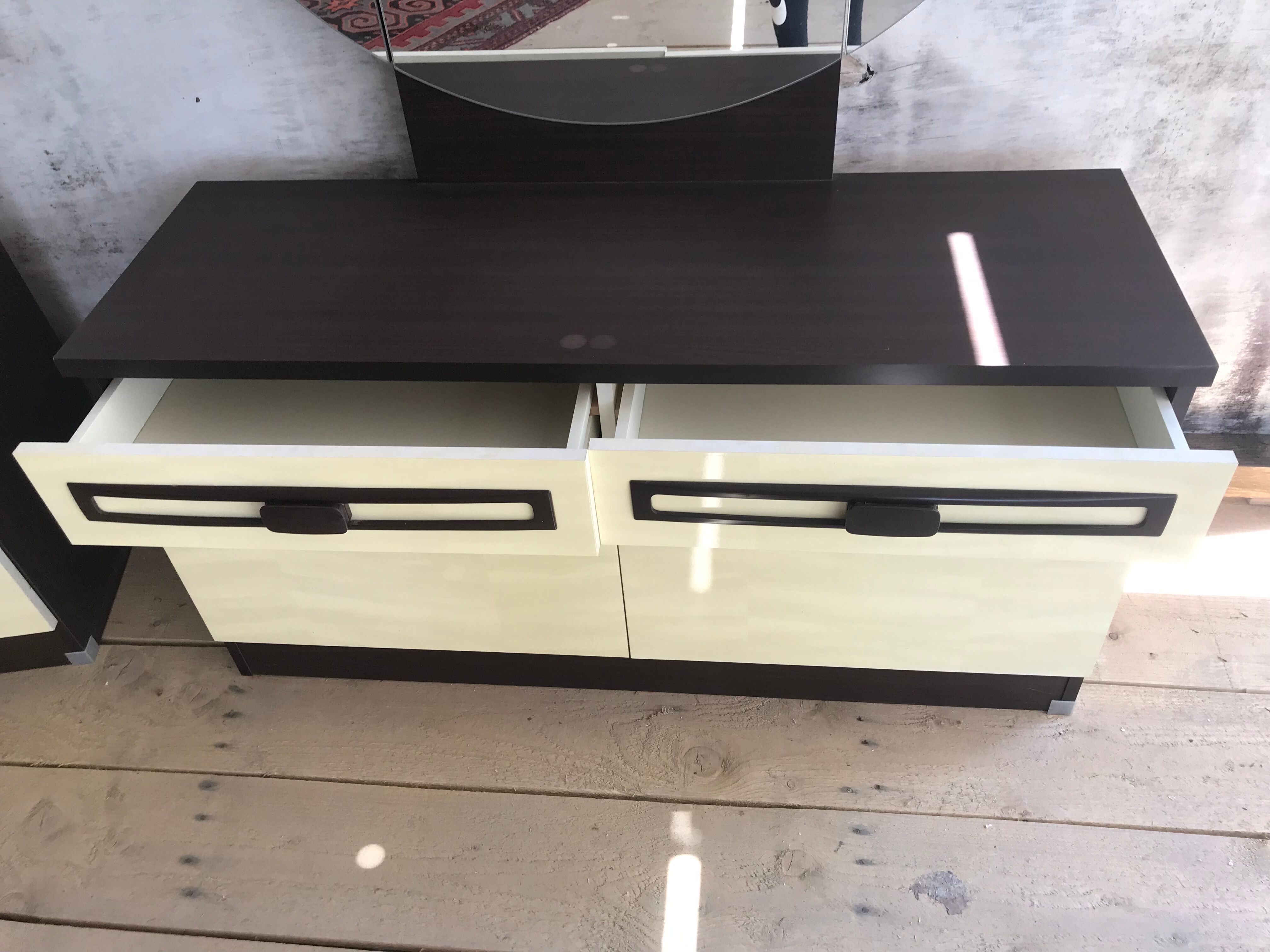 Vintage dressing table