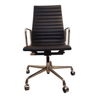 Aluminum Chair Eames EA 119 vitra