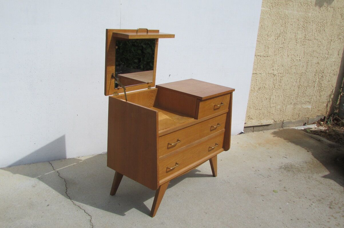 Vintage chest of drawers, oak dressing table, from the 50s-60s