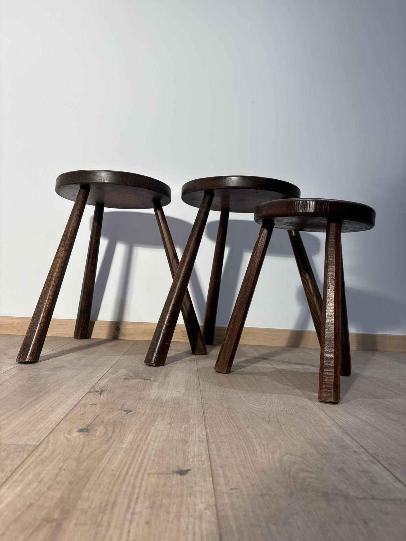 Farm stool in solid oak wood