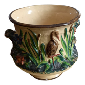 Pot cover in slip pattern birds small shine on brown border of the foot