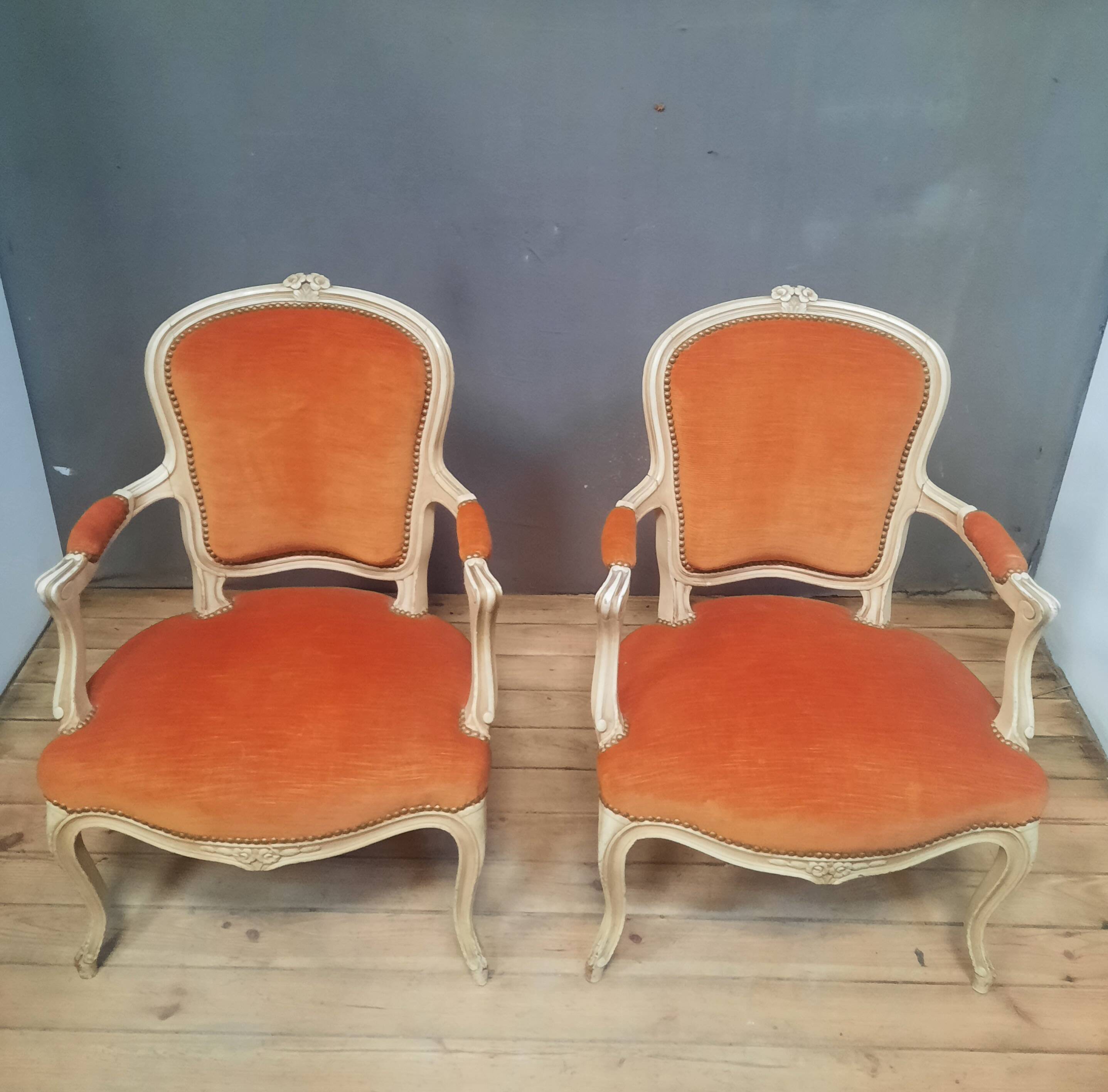 Pair of Louis XV "cabriolet" armchairs