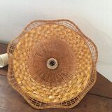 Hnaging braided wicker