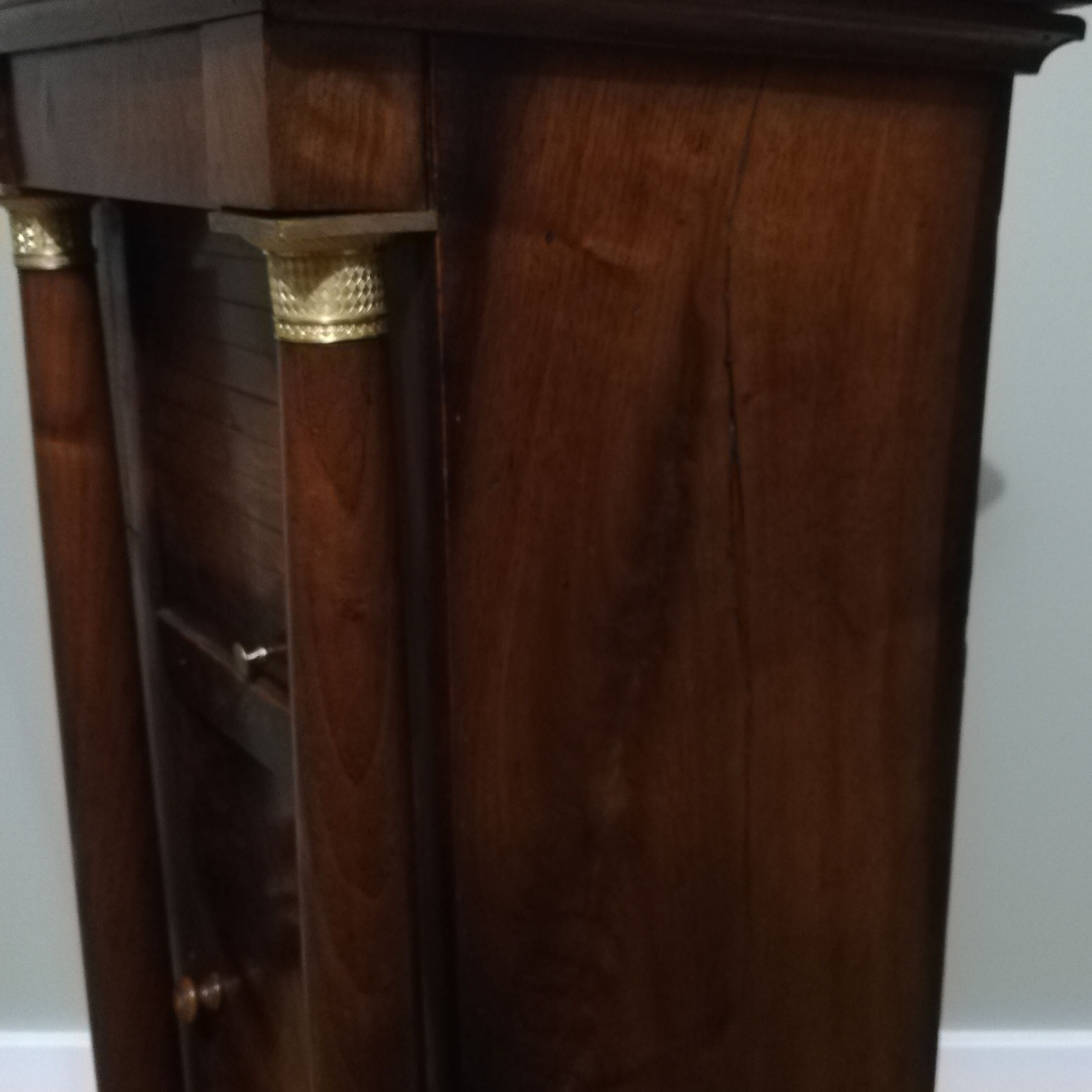 Empire Curtain Bedside Table