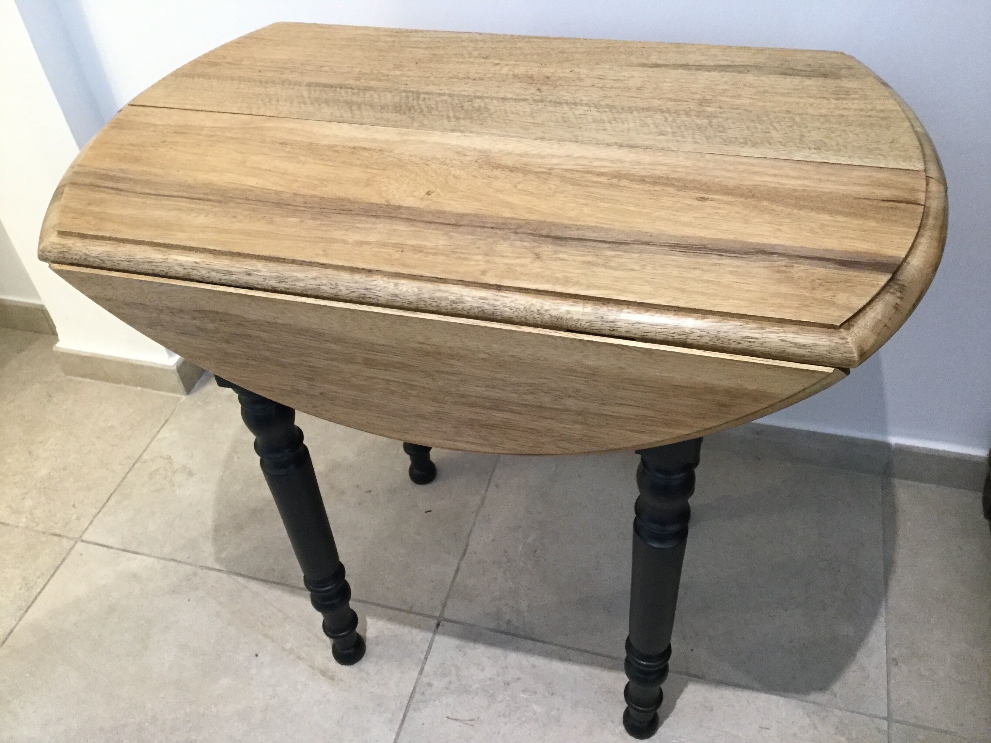 Round table wood diameter 81 cm