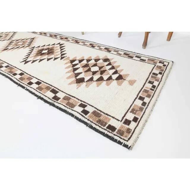 Vintage Turkish Oushak Handmade Wool Cotton White Runner Rug 90x338